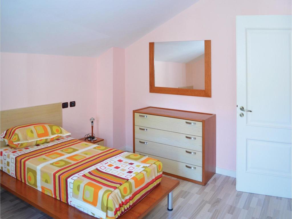 Holiday Home Pishat E Buta 28 Golem  Luaran gambar
