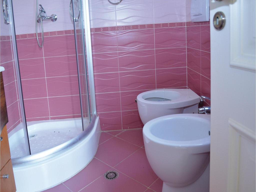 Holiday Home Pishat E Buta 28 Golem  Luaran gambar