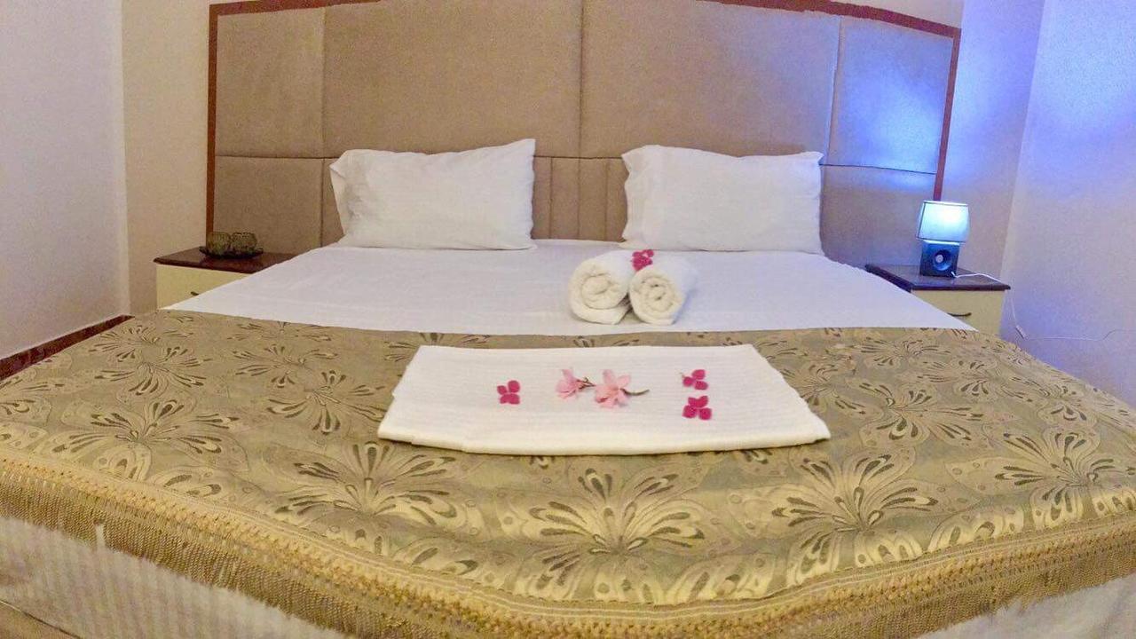 Holiday Home Pishat E Buta 28 Golem  Luaran gambar