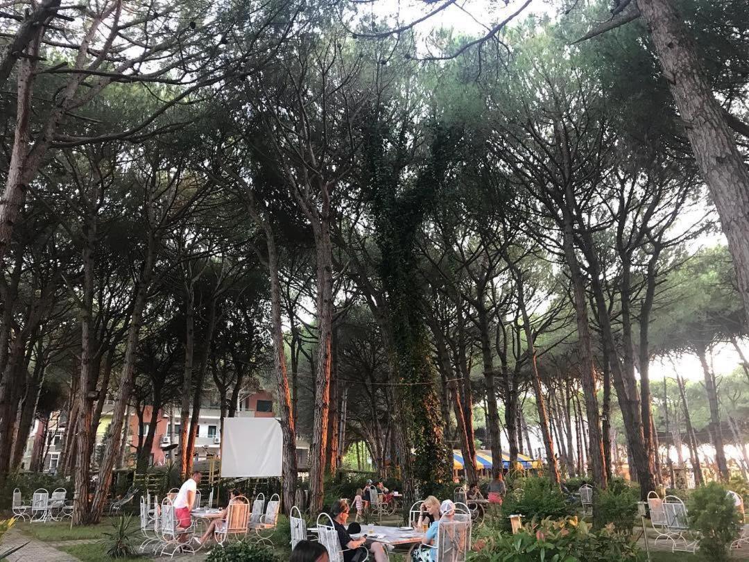 Holiday Home Pishat E Buta 28 Golem  Luaran gambar