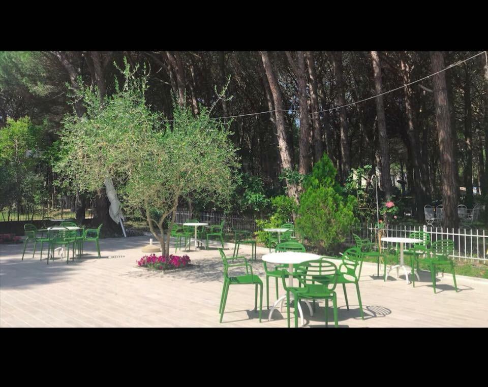Holiday Home Pishat E Buta 28 Golem  Luaran gambar